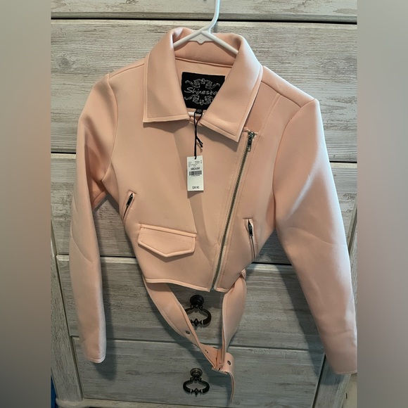 NWT Pink Cropped Blazer - Picture 2 of 6